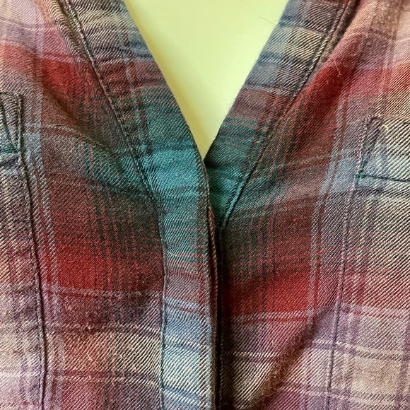 Eddie Bauer Light Flannel - Picture 4 of 5